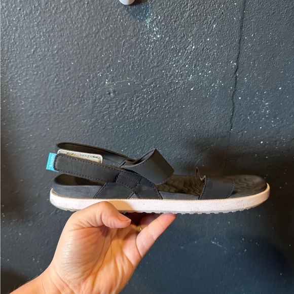 Native Black Sporty Sandals with Adjustable Straps - Picture 2 of 7